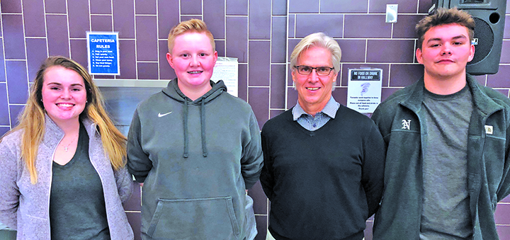 NHS Hands Out End Of Season Golf Awards